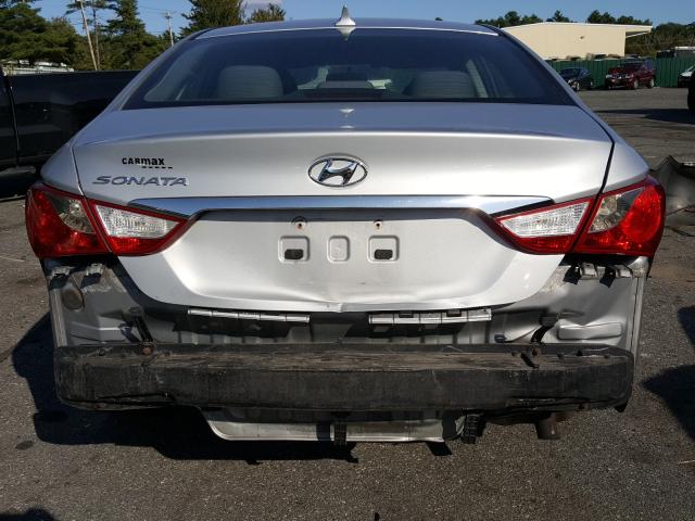 Photo 8 VIN: 5NPEB4AC4BH127405 - HYUNDAI SONATA GLS 