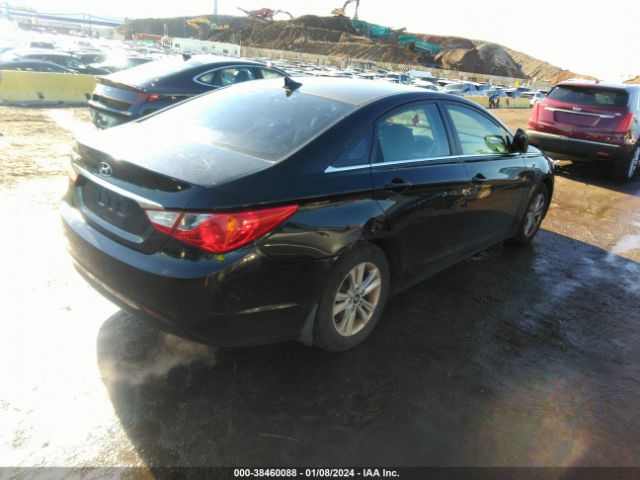 Photo 3 VIN: 5NPEB4AC4BH130966 - HYUNDAI SONATA 