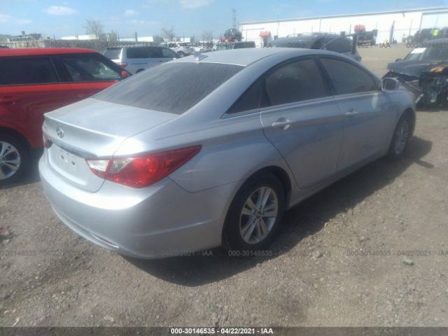 Photo 3 VIN: 5NPEB4AC4BH167564 - HYUNDAI SONATA 