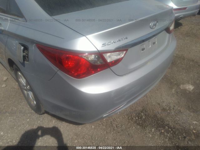 Photo 5 VIN: 5NPEB4AC4BH167564 - HYUNDAI SONATA 