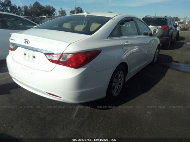 Photo 3 VIN: 5NPEB4AC4BH168231 - HYUNDAI SONATA 