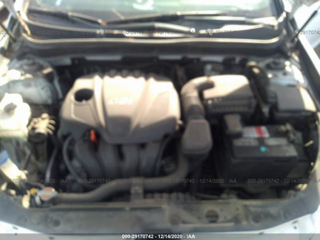 Photo 9 VIN: 5NPEB4AC4BH168231 - HYUNDAI SONATA 