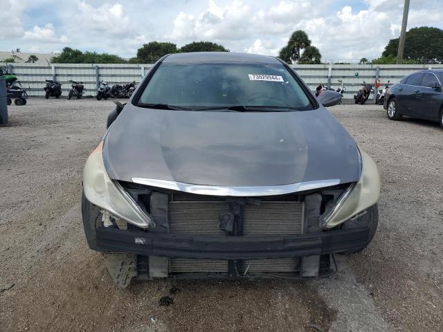 Photo 4 VIN: 5NPEB4AC4BH214561 - HYUNDAI SONATA GLS 