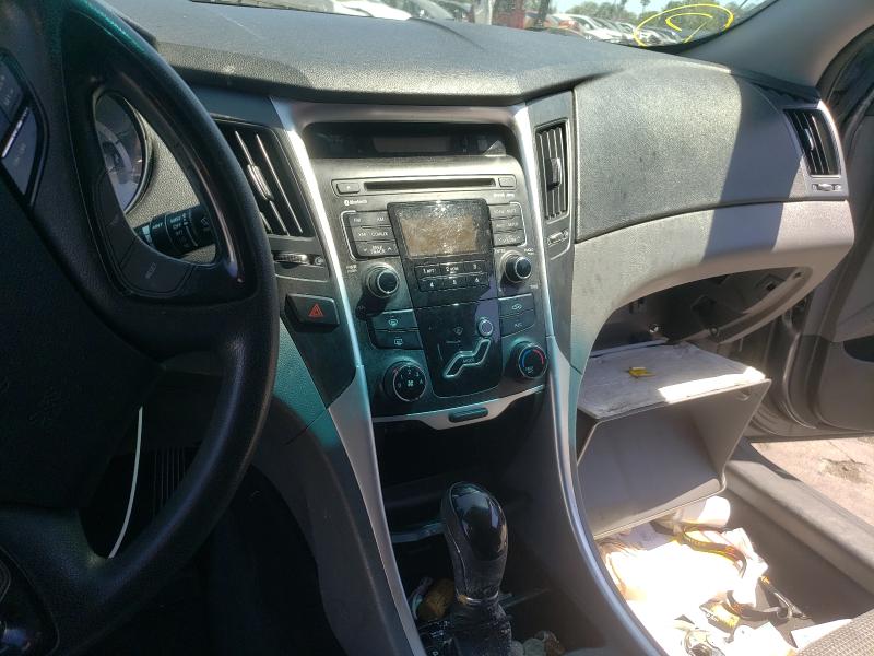 Photo 8 VIN: 5NPEB4AC4BH231070 - HYUNDAI SONATA GLS 