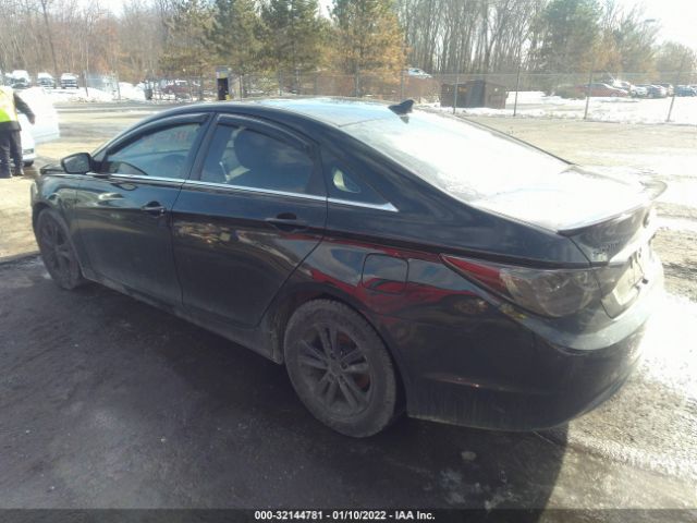 Photo 2 VIN: 5NPEB4AC4BH261069 - HYUNDAI SONATA 