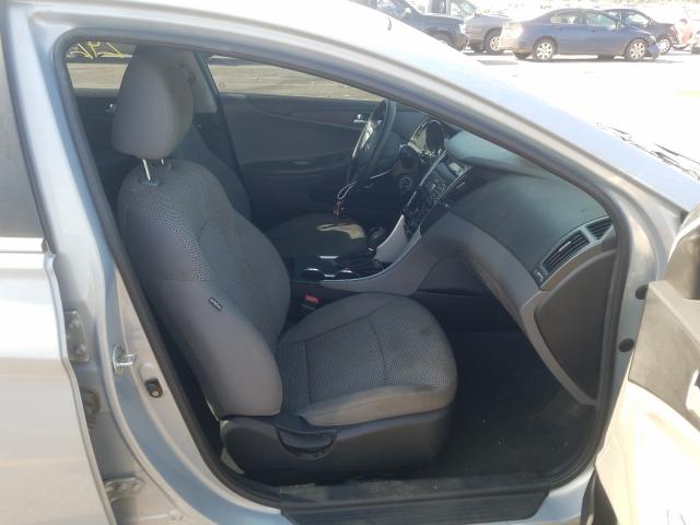 Photo 4 VIN: 5NPEB4AC4BH286232 - HYUNDAI SONATA GLS 