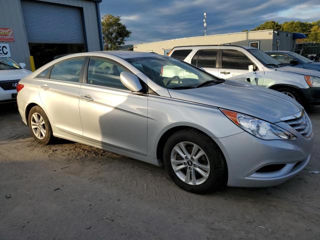 Photo 3 VIN: 5NPEB4AC4BH287199 - HYUNDAI SONATA GLS 