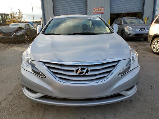 Photo 4 VIN: 5NPEB4AC4BH287199 - HYUNDAI SONATA GLS 