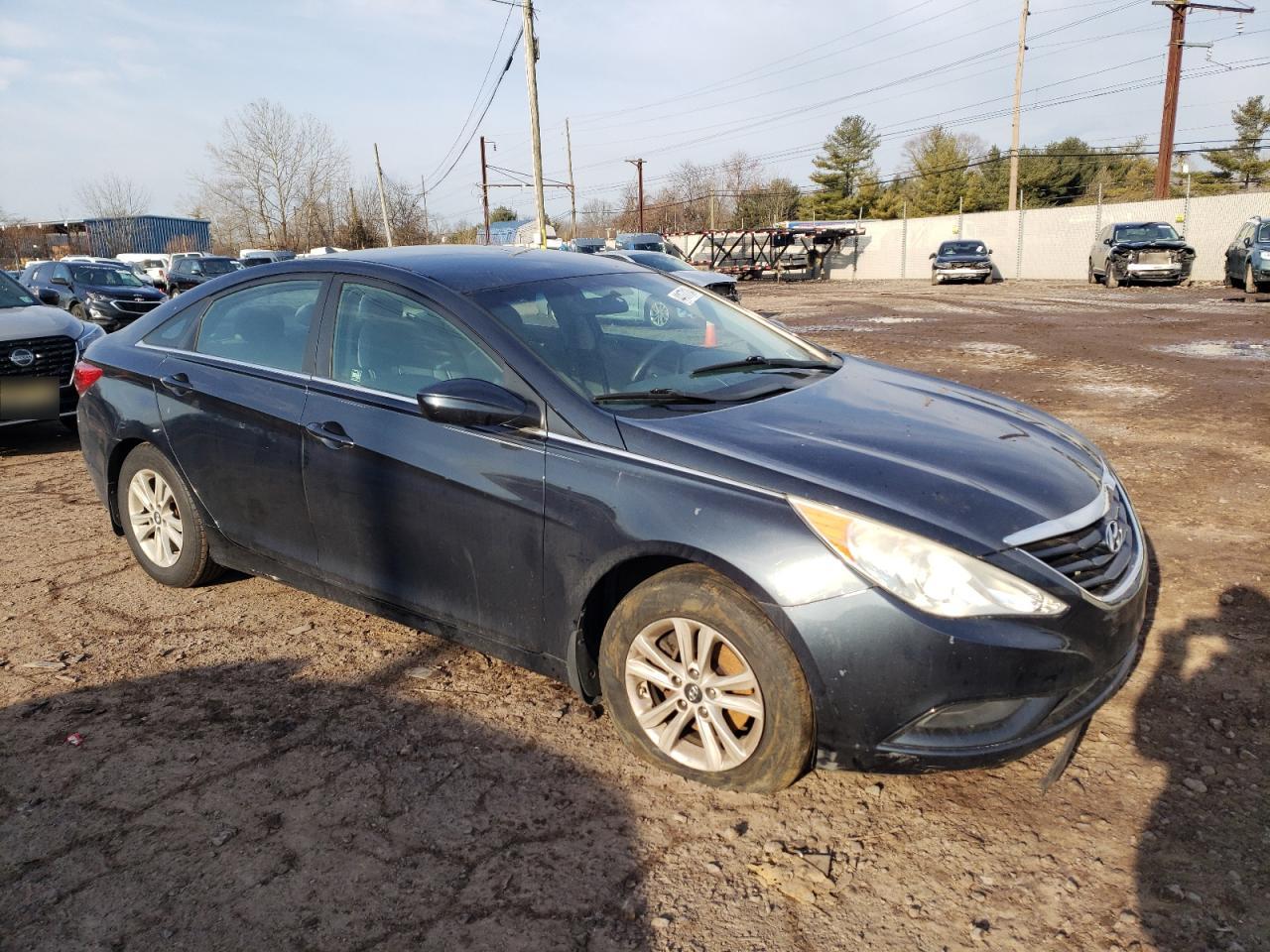 Photo 3 VIN: 5NPEB4AC4BH298106 - HYUNDAI SONATA 