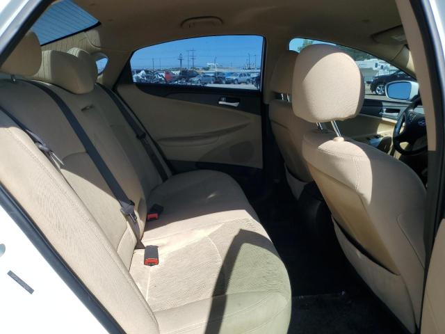 Photo 9 VIN: 5NPEB4AC4CH313561 - HYUNDAI SONATA GLS 