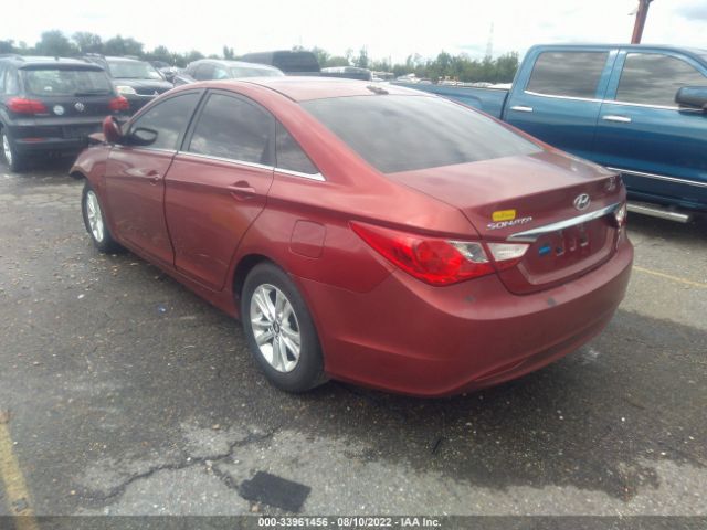 Photo 2 VIN: 5NPEB4AC4CH319165 - HYUNDAI SONATA 