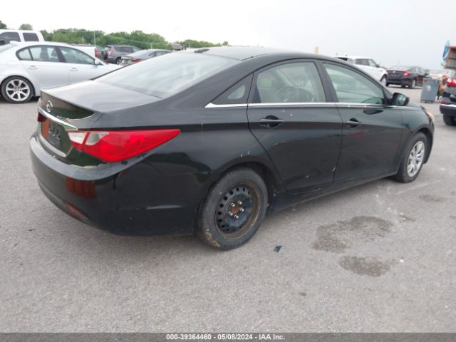 Photo 3 VIN: 5NPEB4AC4CH326620 - HYUNDAI SONATA 