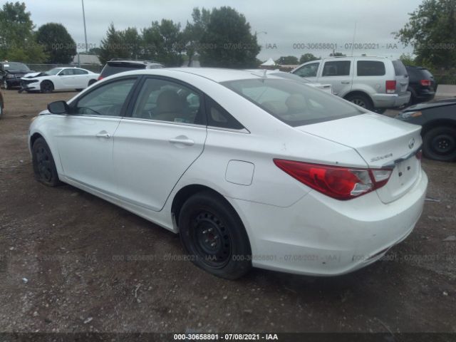 Photo 2 VIN: 5NPEB4AC4CH330523 - HYUNDAI SONATA 