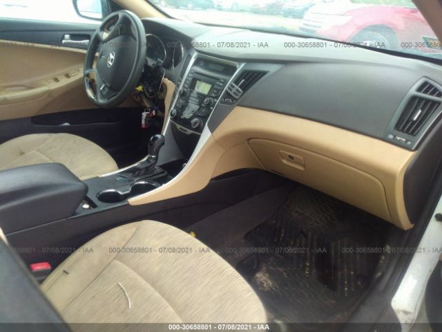 Photo 4 VIN: 5NPEB4AC4CH330523 - HYUNDAI SONATA 