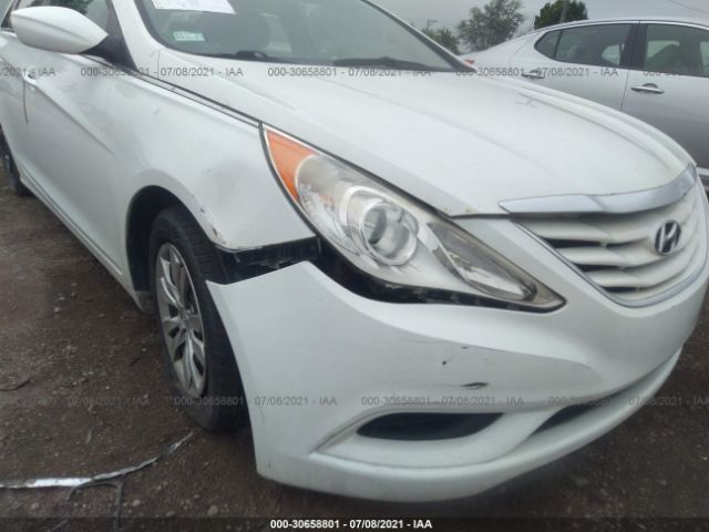 Photo 5 VIN: 5NPEB4AC4CH330523 - HYUNDAI SONATA 