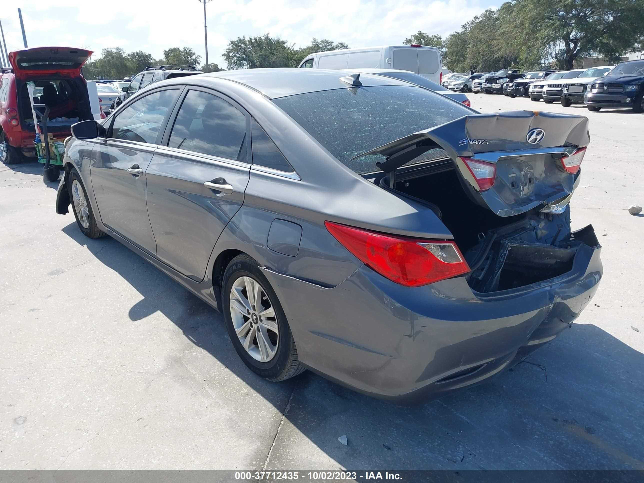 Photo 2 VIN: 5NPEB4AC4CH342008 - HYUNDAI SONATA 