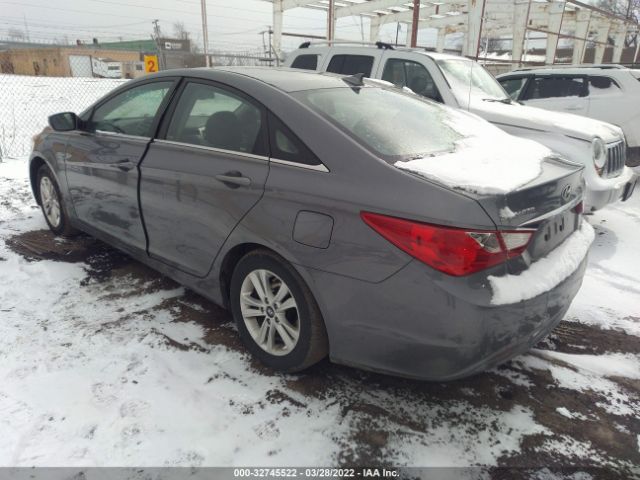 Photo 2 VIN: 5NPEB4AC4CH347810 - HYUNDAI SONATA 