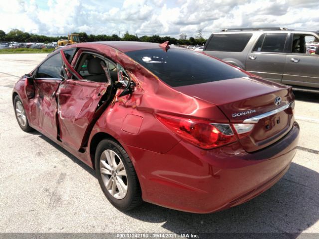 Photo 2 VIN: 5NPEB4AC4CH348598 - HYUNDAI SONATA 