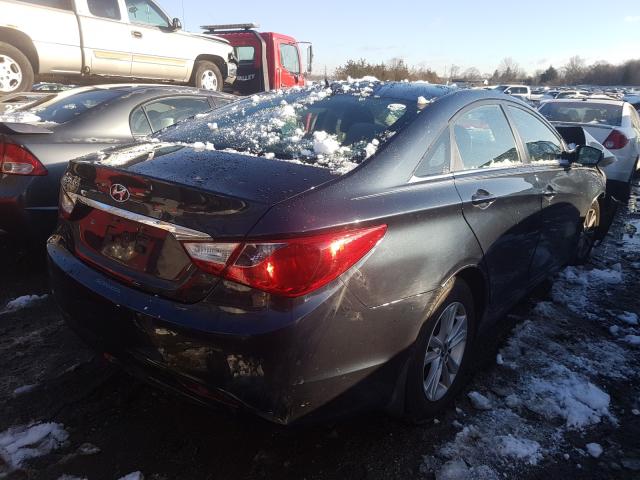 Photo 3 VIN: 5NPEB4AC4CH354773 - HYUNDAI SONATA GLS 