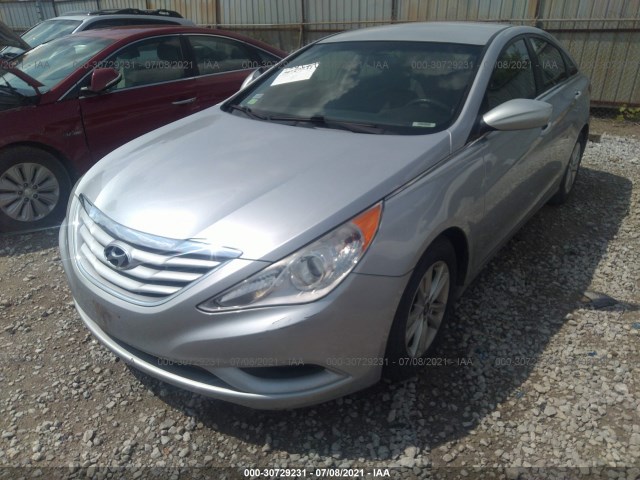 Photo 5 VIN: 5NPEB4AC4CH359438 - HYUNDAI SONATA 