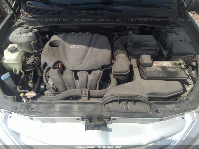 Photo 9 VIN: 5NPEB4AC4CH359438 - HYUNDAI SONATA 