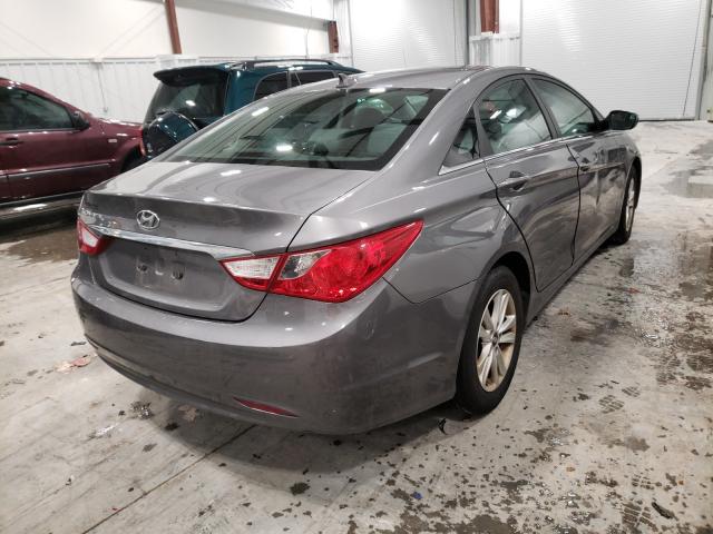 Photo 3 VIN: 5NPEB4AC4CH360380 - HYUNDAI SONATA GLS 