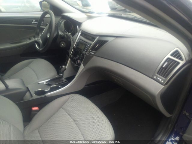 Photo 4 VIN: 5NPEB4AC4CH371377 - HYUNDAI SONATA 