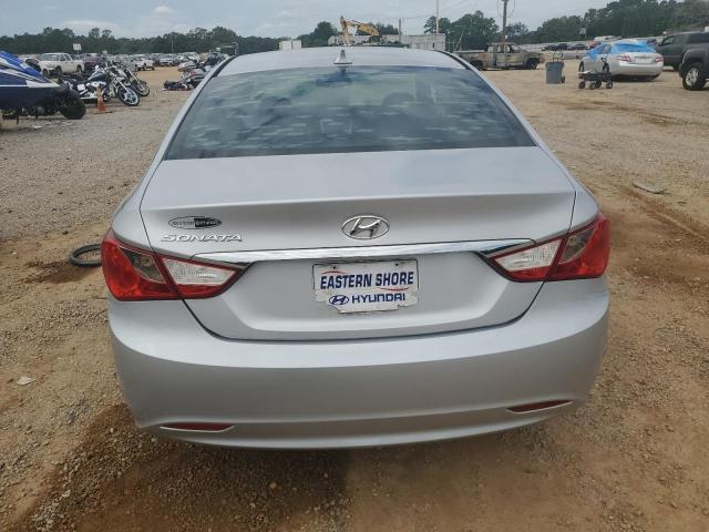 Photo 5 VIN: 5NPEB4AC4CH374411 - HYUNDAI SONATA GLS 