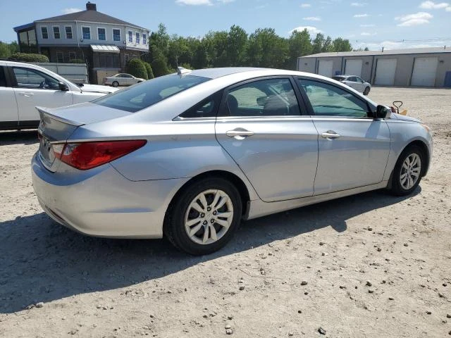 Photo 2 VIN: 5NPEB4AC4CH374943 - HYUNDAI SONATA 