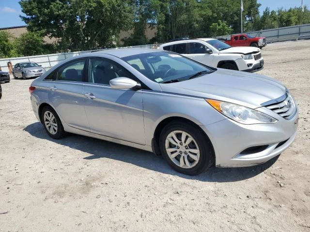 Photo 3 VIN: 5NPEB4AC4CH374943 - HYUNDAI SONATA 