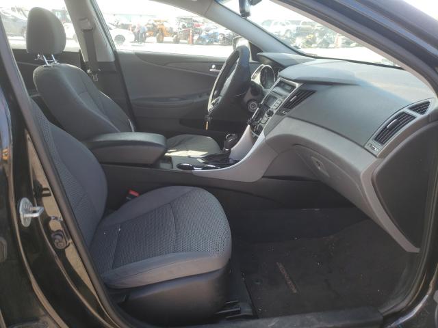 Photo 4 VIN: 5NPEB4AC4CH376806 - HYUNDAI SONATA GLS 