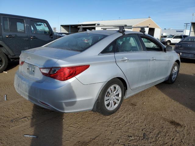 Photo 2 VIN: 5NPEB4AC4CH384789 - HYUNDAI SONATA GLS 