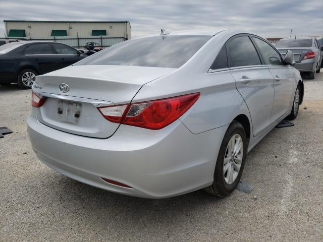 Photo 3 VIN: 5NPEB4AC4CH419394 - HYUNDAI SONATA GLS 