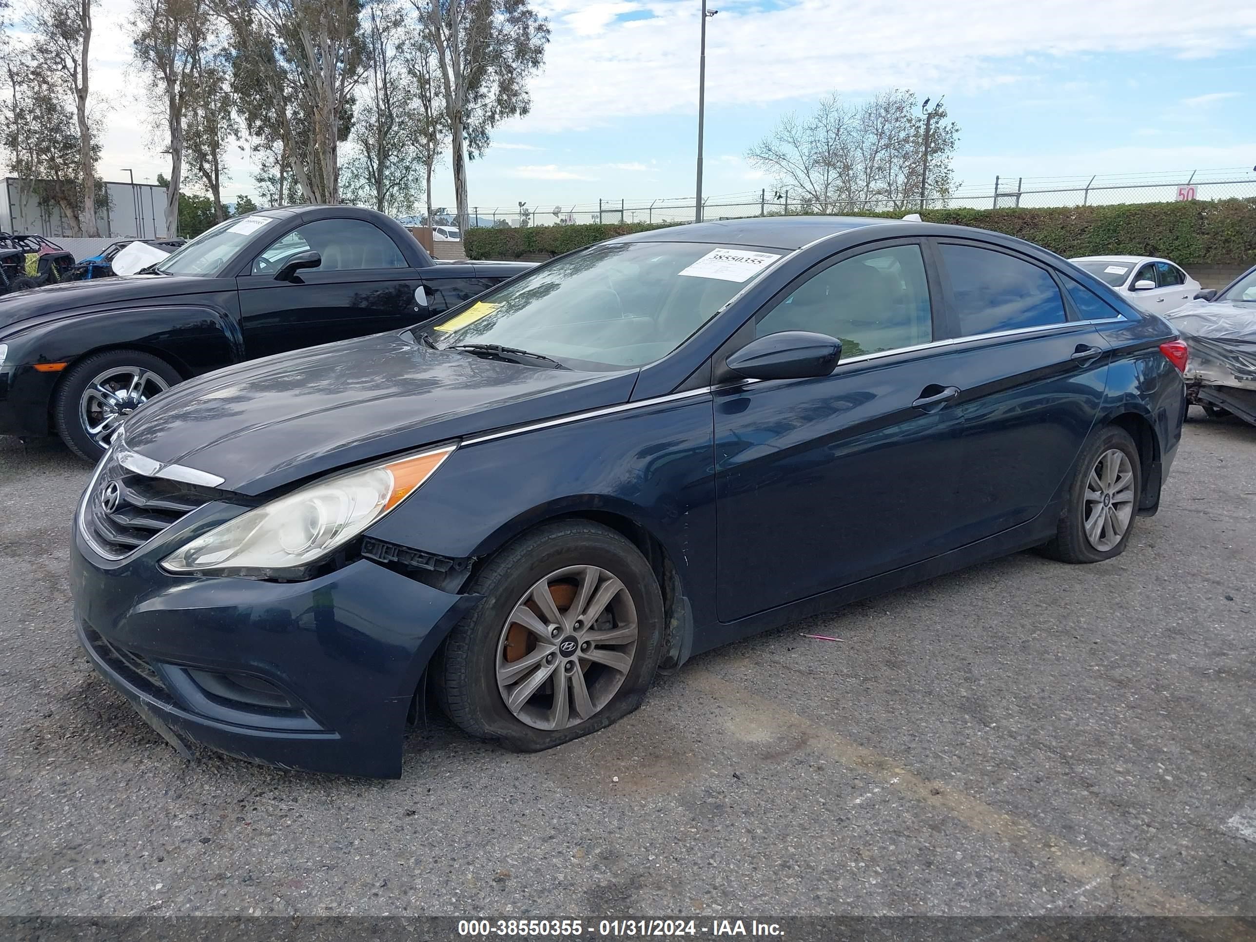 Photo 1 VIN: 5NPEB4AC4CH427219 - HYUNDAI SONATA 