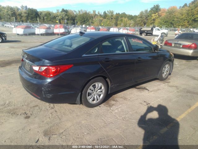 Photo 3 VIN: 5NPEB4AC4CH433327 - HYUNDAI SONATA 