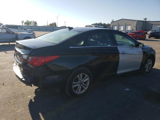 Photo 2 VIN: 5NPEB4AC4CH440777 - HYUNDAI SONATA GLS 