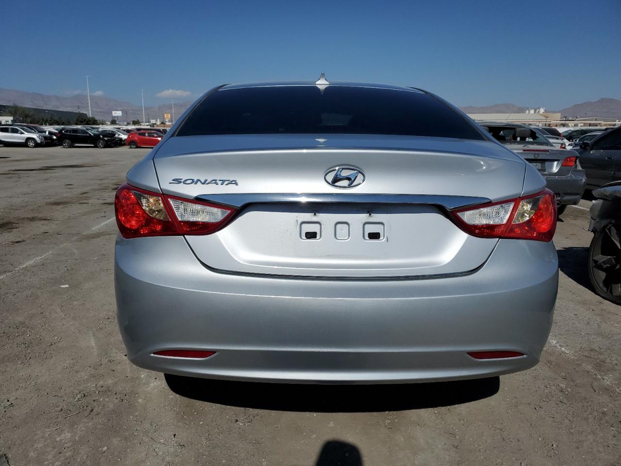 Photo 5 VIN: 5NPEB4AC4CH445011 - HYUNDAI SONATA 