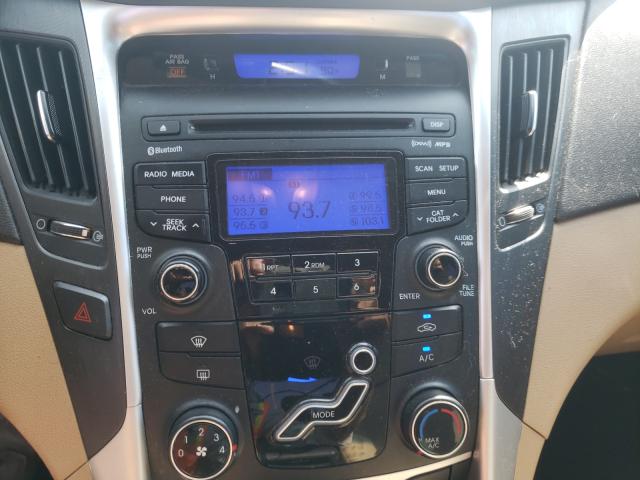 Photo 8 VIN: 5NPEB4AC4CH445588 - HYUNDAI SONATA GLS 