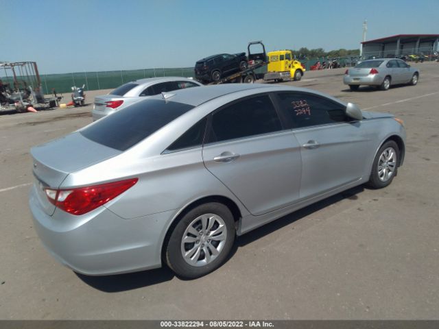 Photo 3 VIN: 5NPEB4AC4CH449771 - HYUNDAI SONATA 