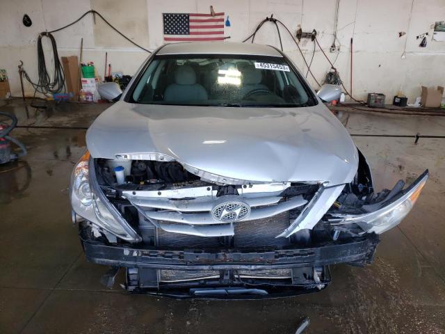 Photo 4 VIN: 5NPEB4AC4CH452198 - HYUNDAI SONATA GLS 