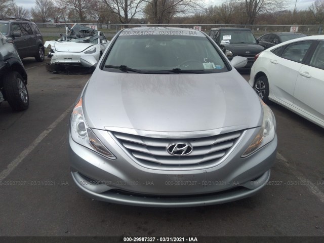 Photo 5 VIN: 5NPEB4AC4CH455215 - HYUNDAI SONATA 