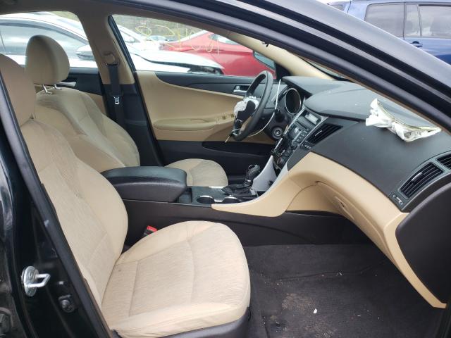 Photo 4 VIN: 5NPEB4AC4CH457126 - HYUNDAI SONATA 