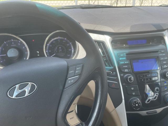 Photo 8 VIN: 5NPEB4AC4CH466232 - HYUNDAI SONATA 