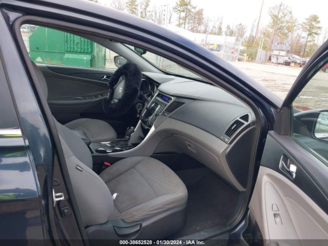 Photo 4 VIN: 5NPEB4AC4CH470054 - HYUNDAI SONATA 