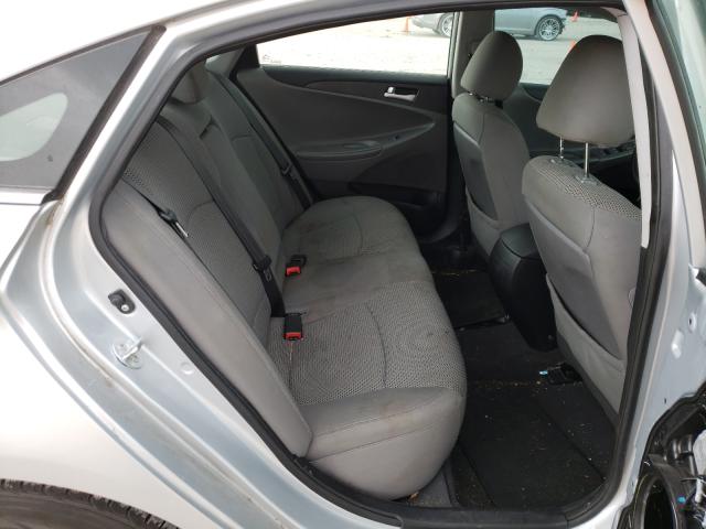 Photo 5 VIN: 5NPEB4AC4CH470555 - HYUNDAI SONATA GLS 