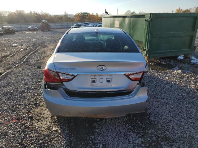 Photo 5 VIN: 5NPEB4AC4CH470801 - HYUNDAI SONATA GLS 