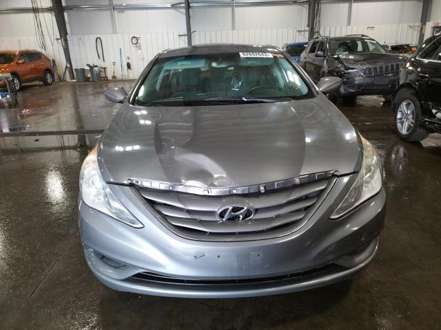 Photo 4 VIN: 5NPEB4AC4CH472810 - HYUNDAI SONATA GLS 