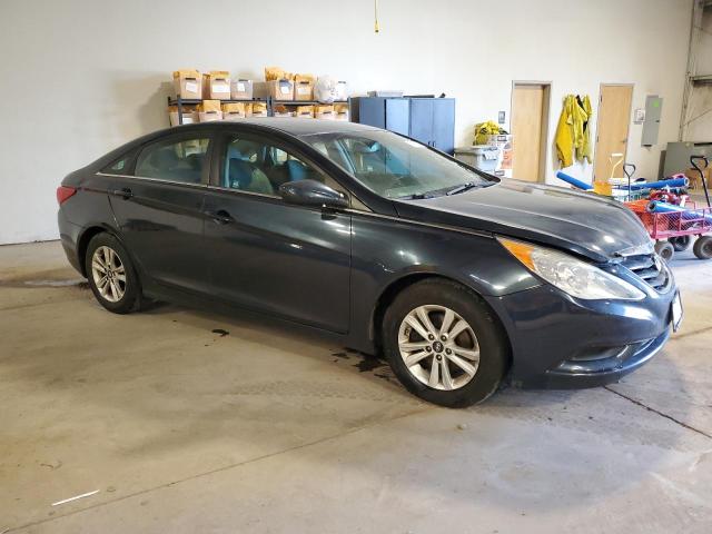 Photo 3 VIN: 5NPEB4AC4CH473102 - HYUNDAI SONATA GLS 