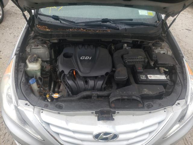 Photo 6 VIN: 5NPEB4AC4CH475061 - HYUNDAI SONATA GLS 