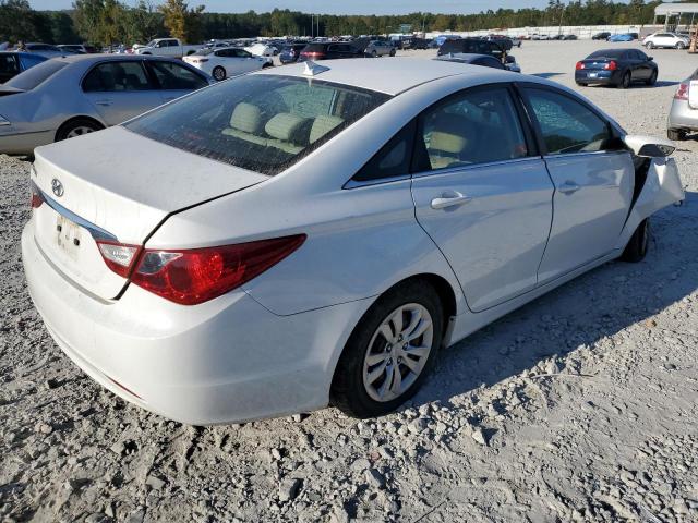 Photo 3 VIN: 5NPEB4AC4CH483497 - HYUNDAI SONATA GLS 